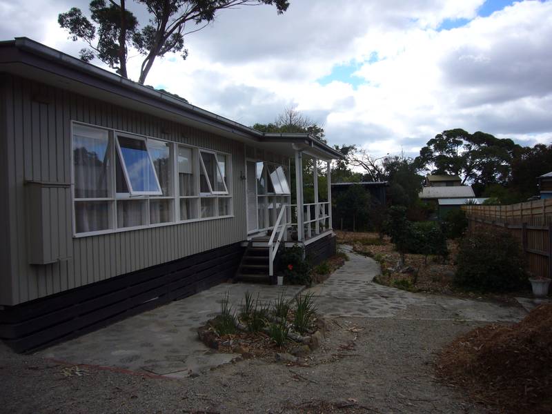 Beachside residence Picture 1