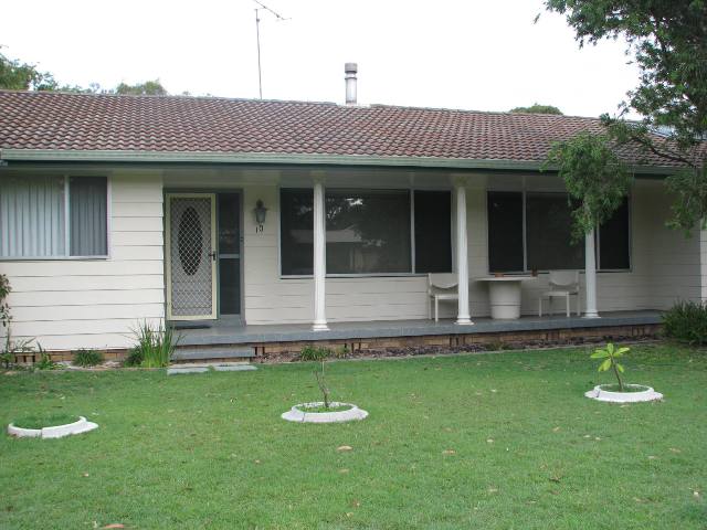 10 Kingfisher Ave Hawks Nest Picture 1