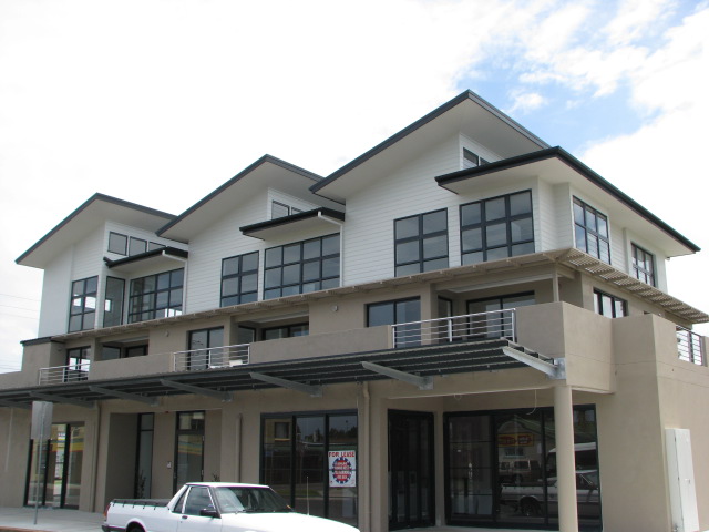 EXECUTIVE APARTMENT, VIEWS OF MYALL RIVER Picture 1