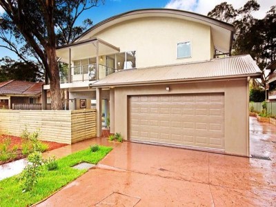 Luxury Townhouse, Only Minutes to the Beach! Picture Luxury Townhouse, Only Minutes to the Beach! Picture