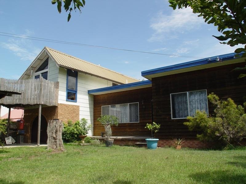 WATERFRONT RESERVE HOME Picture 1