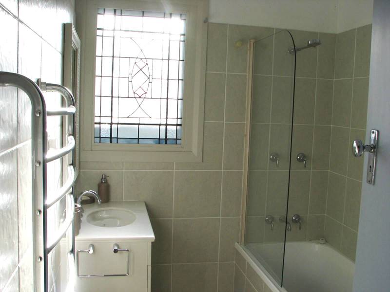 Old World Charm Picture 3