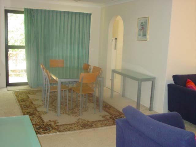 Fully Furnished 2 bedroom Unit Picture 3