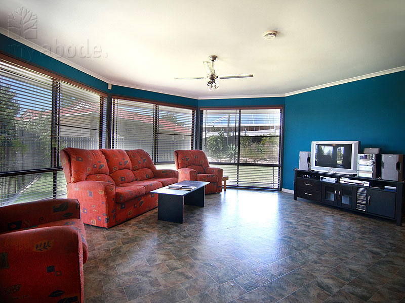 Needs a little TLC, but oozes potential. Picture 2