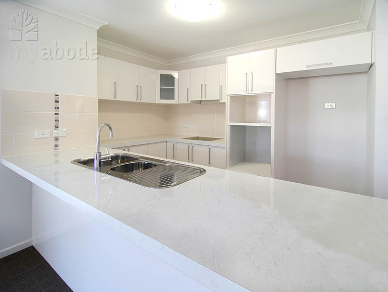 SELLER WANTS SOLD BEFORE CHRISTMAS - Picture 3