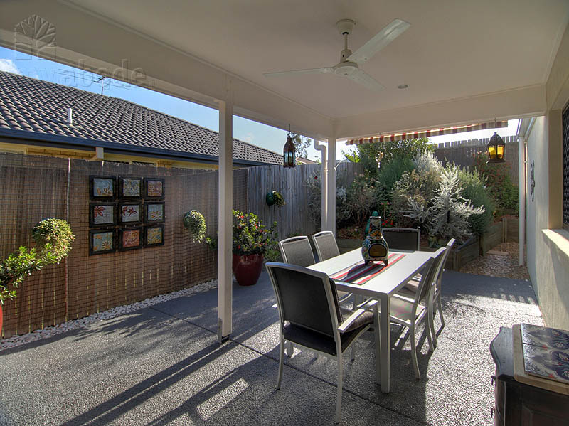 4 BEDROOMS, 2 BATHROOMS, DUCTED AIR, OVERLOOKING PARK Picture 3