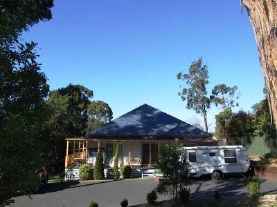 5 Bedrooms and Only 6 Years Young Picture 5 Bedrooms and Only 6 Years Young Picture