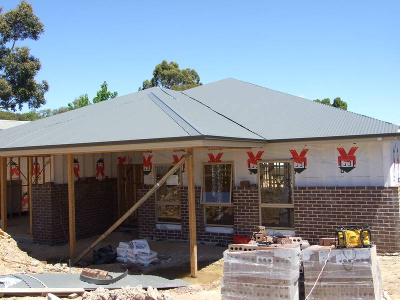 Stylish & Brand New - Nearly Completed Picture 2