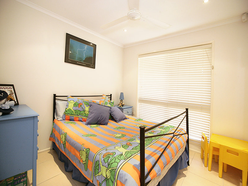 UNDER CONTRACT BY JAMES BELL OF BRAD BELL PROPERTY CONSULTANTS! Picture 3