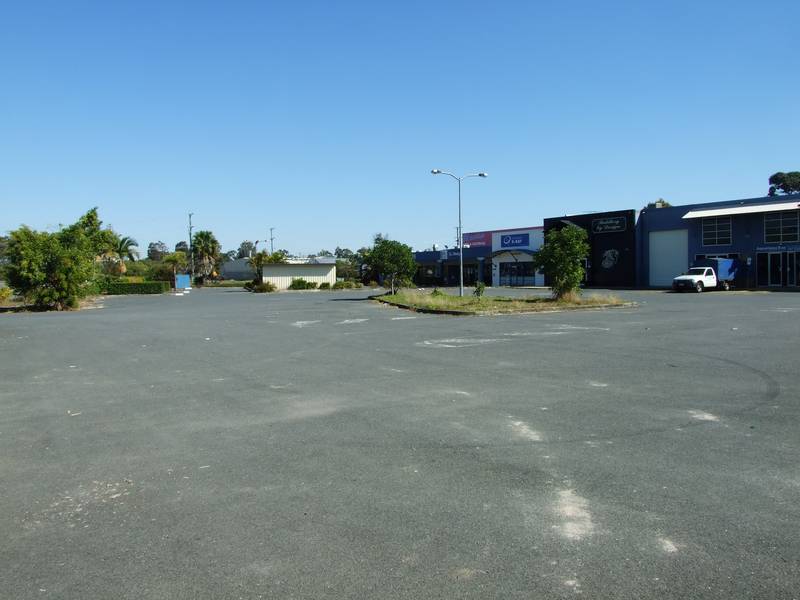 LOGAN HOSPITAL PRECINCT Picture 3