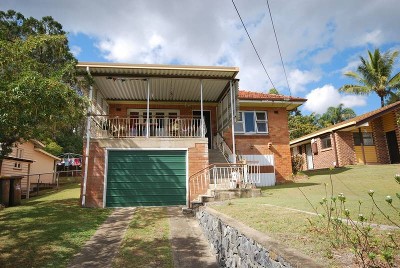 SOLD UNDER THE HAMMER $50,000 ABOVE RESERVE!!!!! Picture