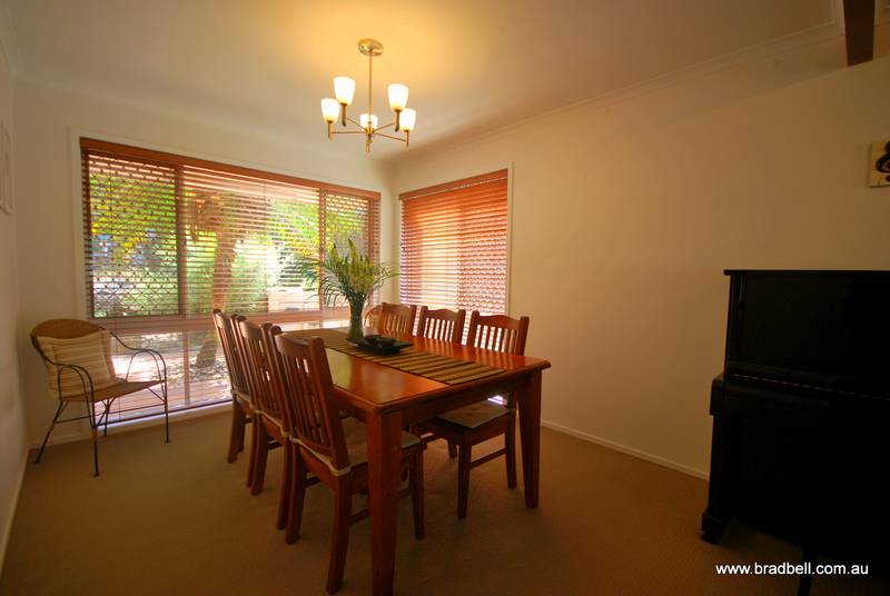 NOT A CENT TO SPEND ON THIS BEAUTY! Picture 3