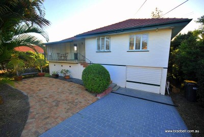 PERFECT FIRST HOME OR INVESTMENT! Picture