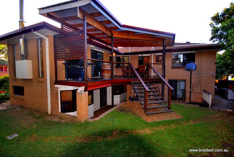 ROOM FOR ALL THE EXTENDED FAMILY.... Picture 3