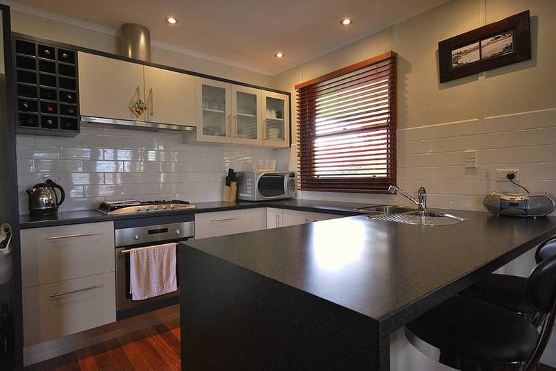 Relax on this deck for christmas... Picture 3