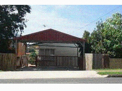 UNIQUE UNIT IN SUPURB LOCATION! Picture