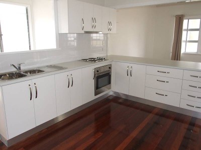 This recently renovated property has all three wishes - it is modern, spacious and in a great location!!! Picture This recently renovated property has all three wishes - it is modern, spacious and in a great location!!! Picture