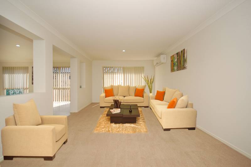 Almost Brand New - Big block - Great opportunity Picture 2