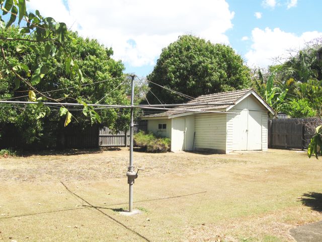 Classic Post War Character Home in Central Bald Hills Picture 3