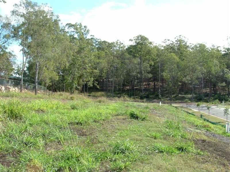 Hilltop Estate 9 ks from the CBD Picture 2