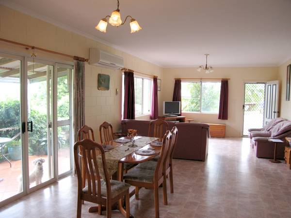 PRIVATE ACRE @ TOLGA Picture 3