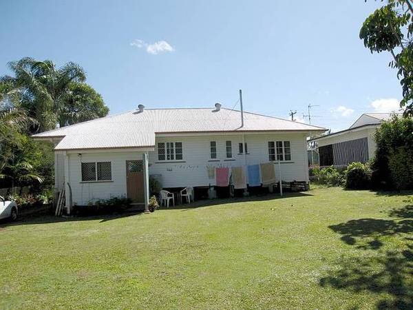 FAMILY HOME IN ATHERTON - 3201: Picture 2