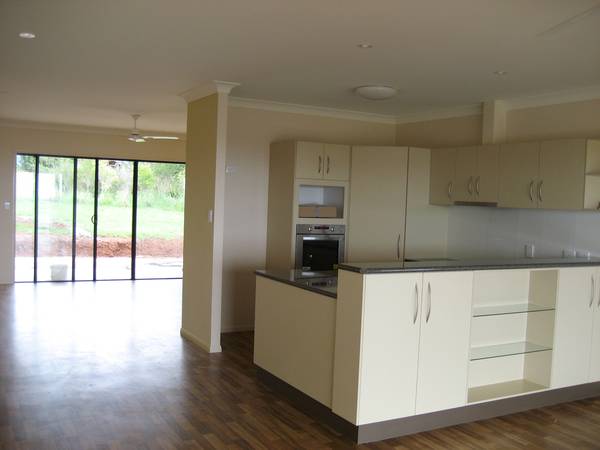 BRAND NEW HOME Picture 3