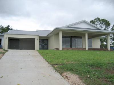 QUALITY HOME IN GREAT AREA - 3012: Picture QUALITY HOME IN GREAT AREA - 3012: Picture