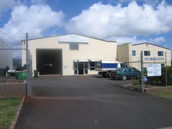 BUSINESS - b2814: Picture 1