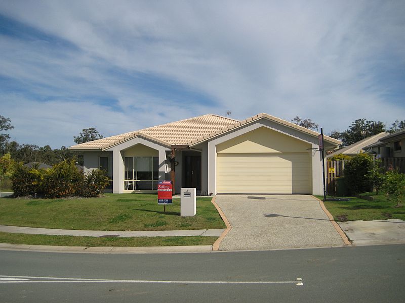 COOMERA SPRINGS - STUNNING NEW LISTING - OPEN HOME SAT/SUN 11:00 - 11:45AM Picture 3
