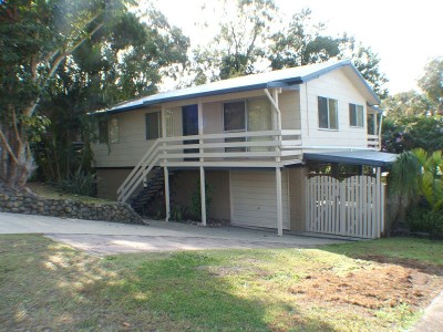 FOR SAIL @ COOMERA SHORES Picture