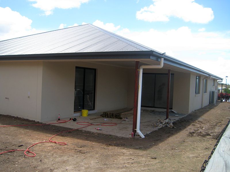 BRAND
NEW
- and -
STUNNING Picture 2