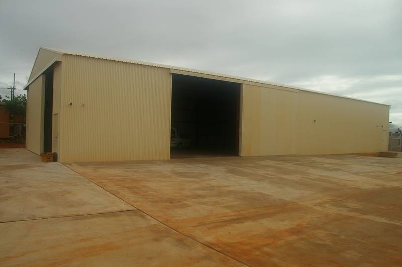 Warehouse and Yard in Port Precinct Picture 2