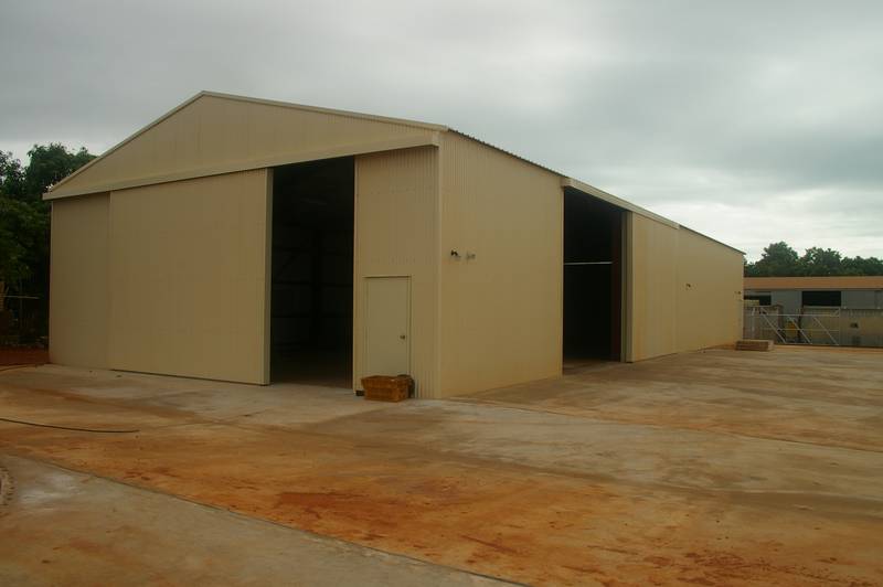 Warehouse and Yard in Port Precinct Picture 1