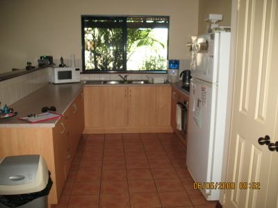 Near New Plus Gardener Included Picture 2