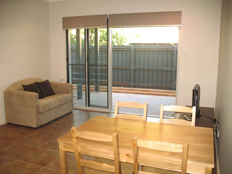 New Stylish Apartment Picture 3