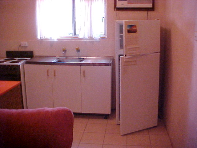 Fresh Look - Ideal Location! Picture 3