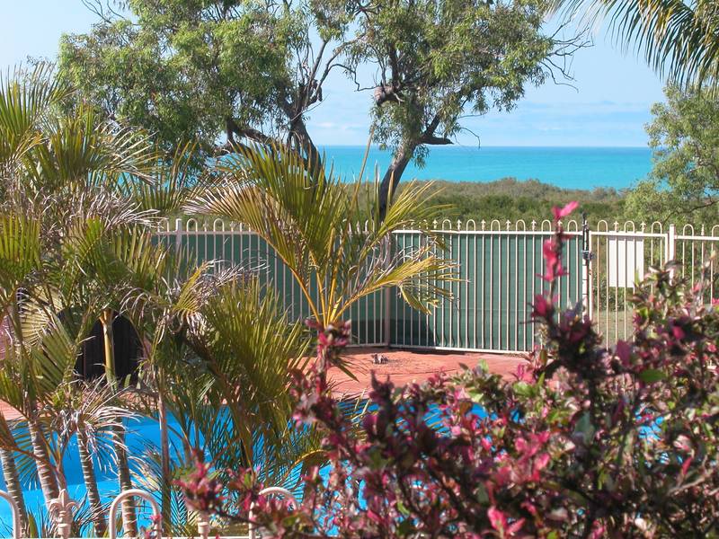 Resort Style Living Picture 3