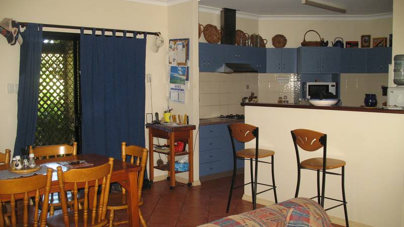 Large Home, Large Corner Block! Picture 3