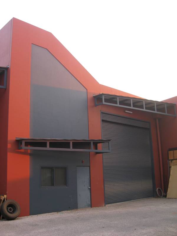 L.I.A. Factory Unit Picture 2