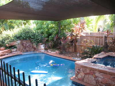 Best Family House Picture 1