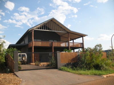 Magnificent 2 Storey Home Picture