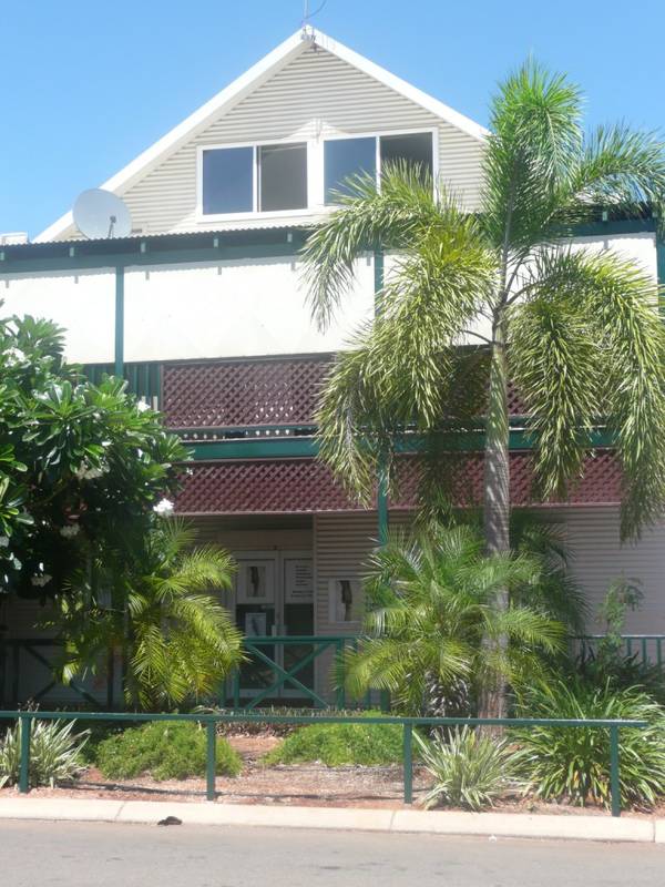 Commercial with a View Picture 2