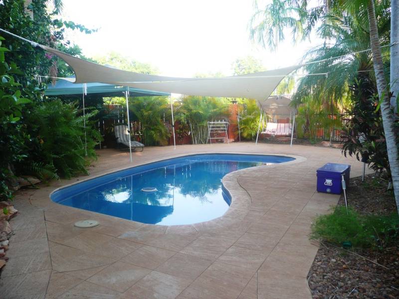 Home, Granny Flat & Pool!! Picture 2