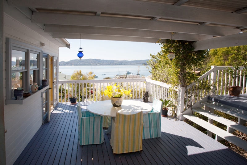 French Inspired Residence with Stunning Views plus Separate House Size Studio 10 Minutes to Avoca Beach Picture 1