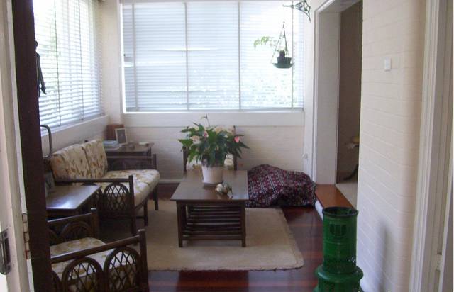 Quality 4 Bedroom Family Home Picture 3