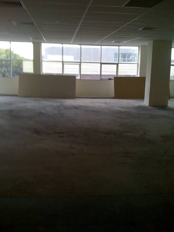 Bungan Court with New Aldi Supermarket Picture 2