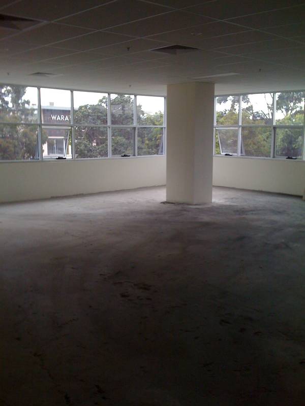 Bungan Court with New Aldi Supermarket Picture 1