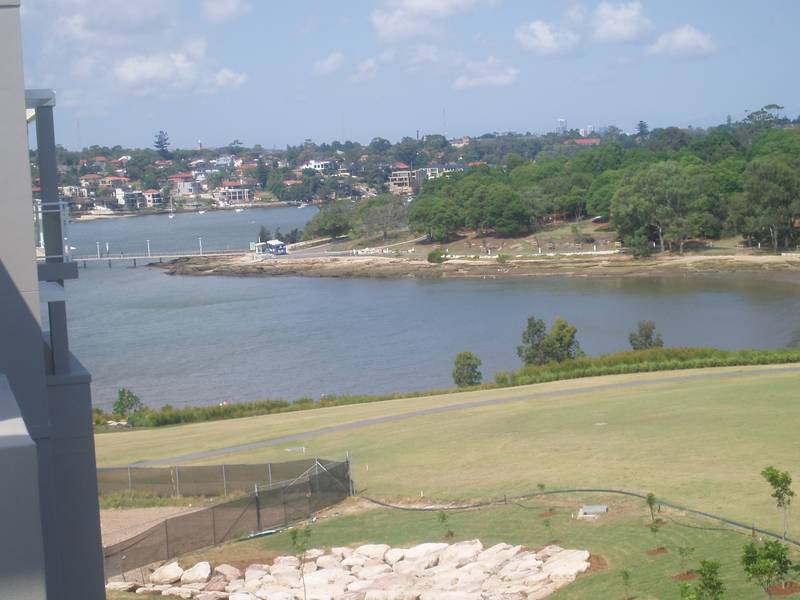 SPACIOUS AND PRIVATE 3 BEDROOM PROPERTY OVERLOOKING
COUNTRY CLUB Picture 1