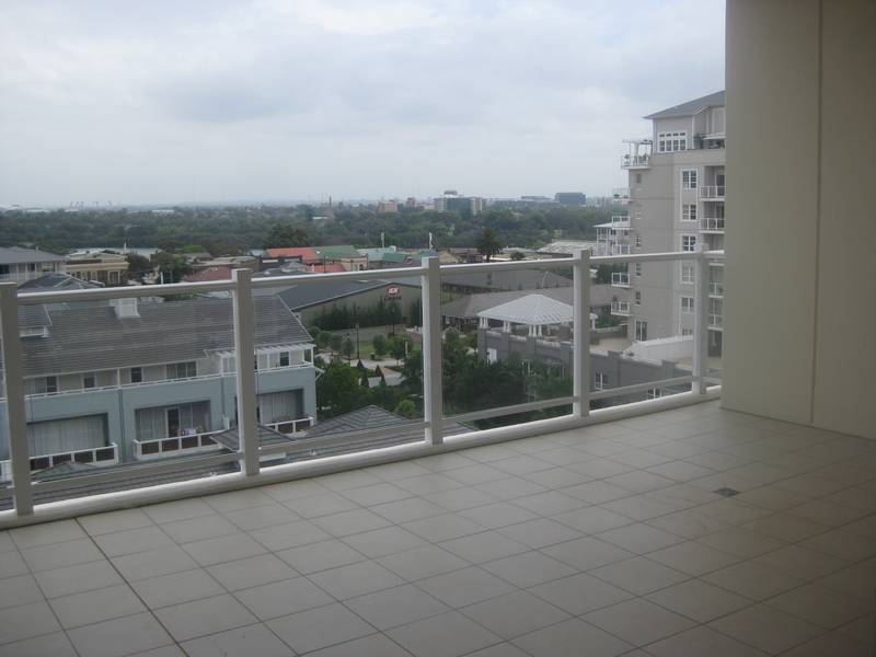 Eight Floor Stunner - APPLICATION RECEIVED Picture 3